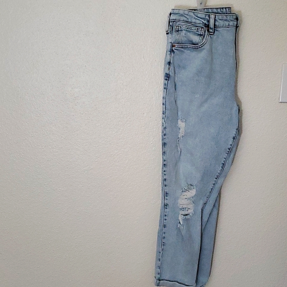 No boundaries jeans, size 13, light washed, ripped jeans